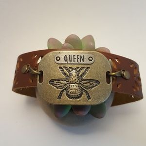 Queen bee faux leather bracelet